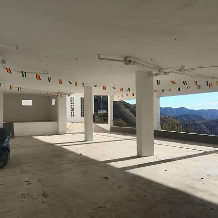 De * Lujar