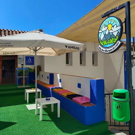 Auberge de jeunesse De *